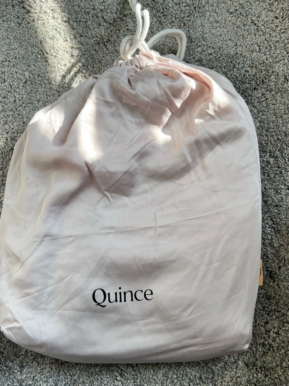 Quince Bamboo duvet cover, soft blush, twin - Picture 2 of 2
